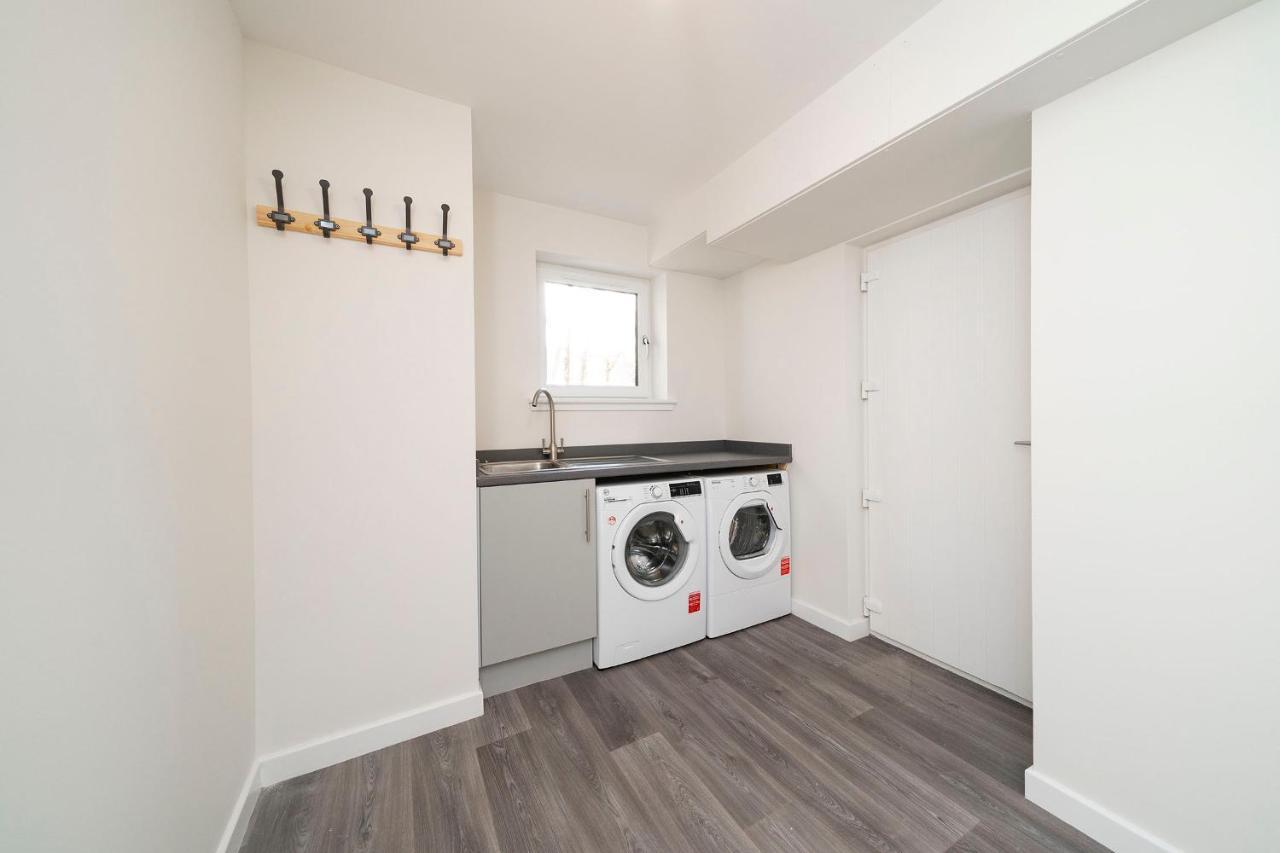 W. Queen St. Apt. ブローティ・フェリー エクステリア 写真