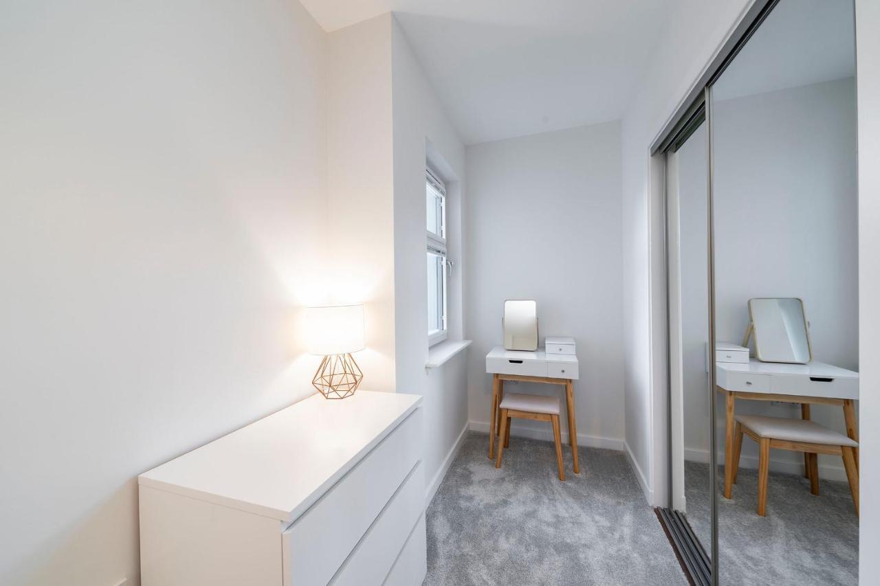 W. Queen St. Apt. ブローティ・フェリー エクステリア 写真