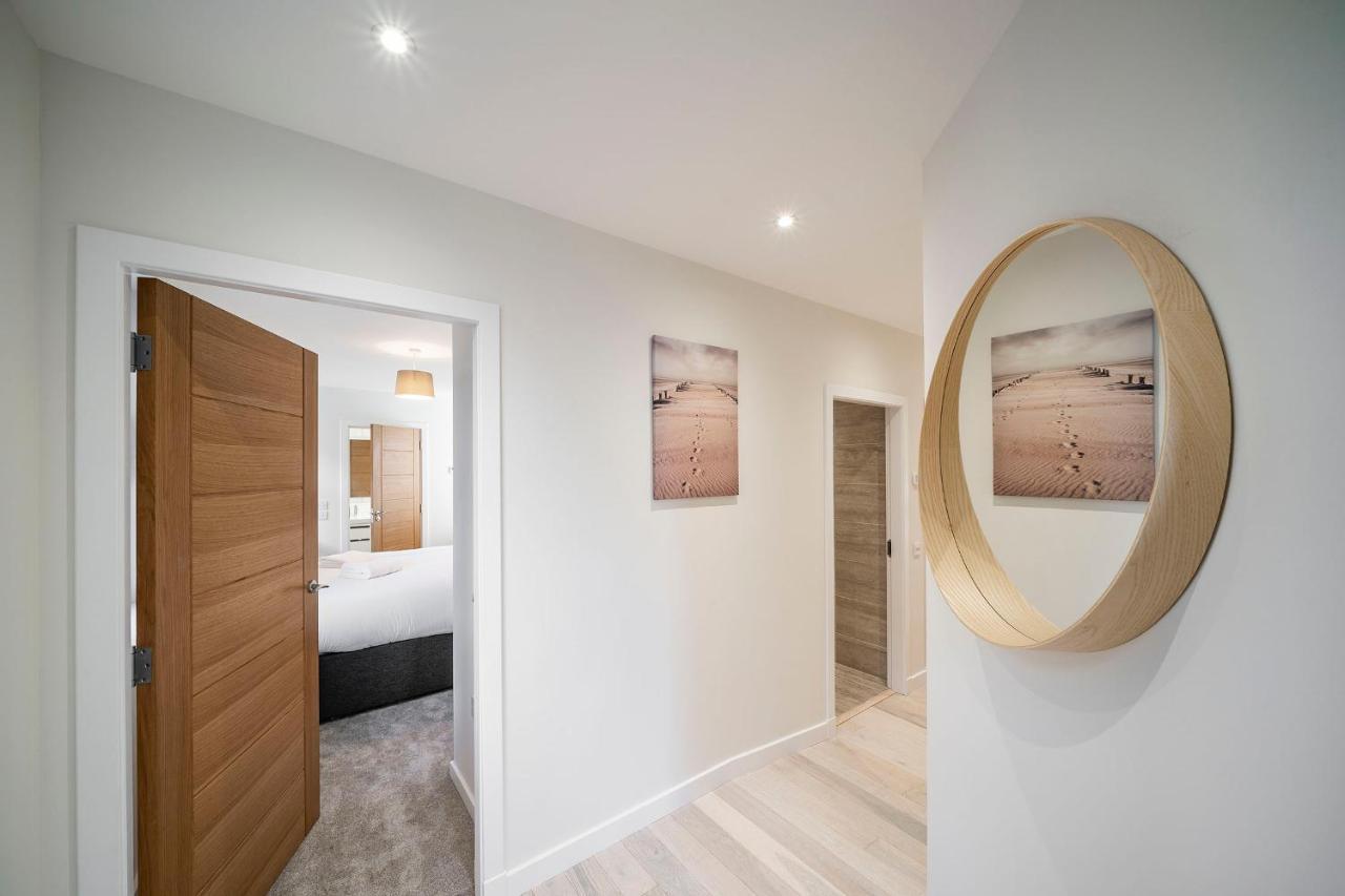 W. Queen St. Apt. ブローティ・フェリー エクステリア 写真