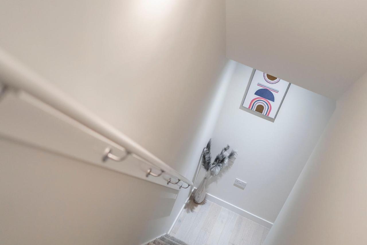 W. Queen St. Apt. ブローティ・フェリー エクステリア 写真