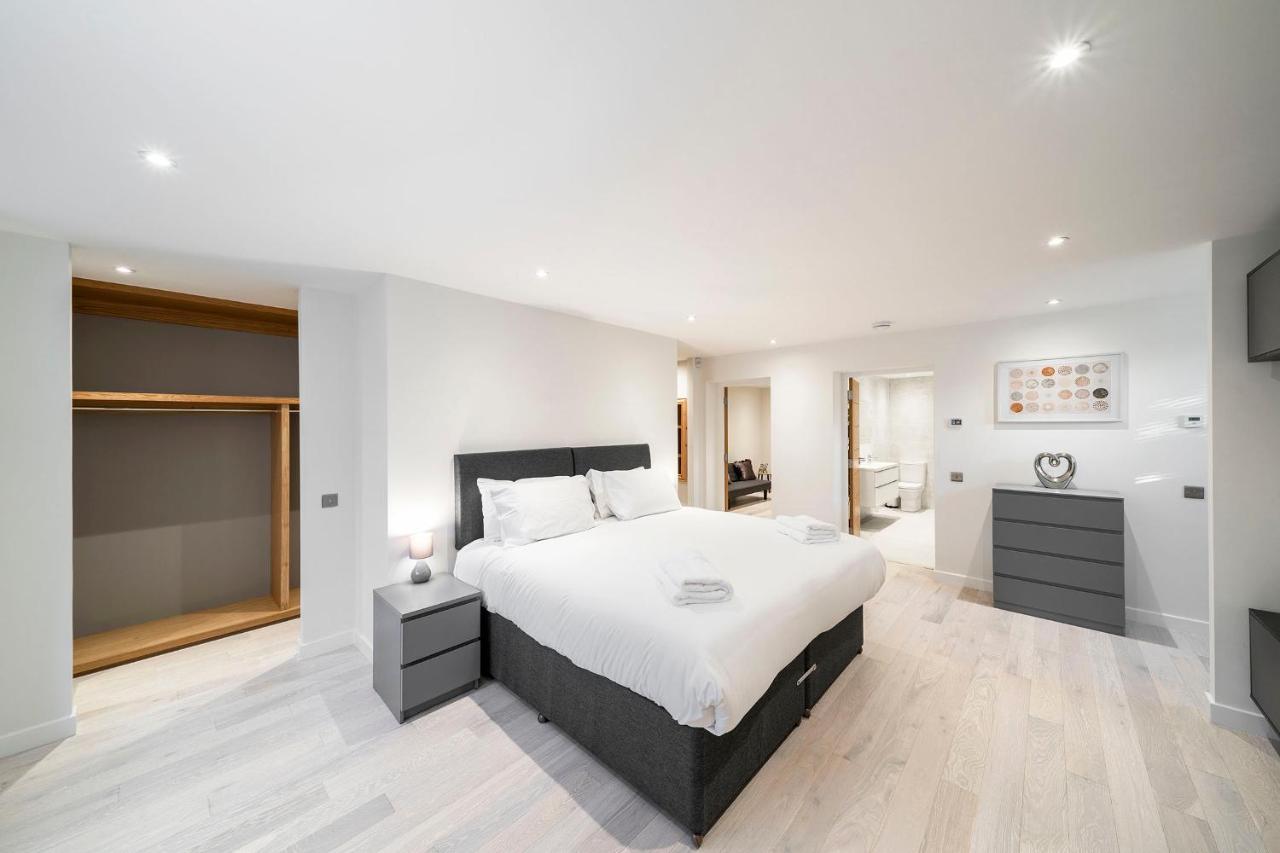 W. Queen St. Apt. ブローティ・フェリー エクステリア 写真